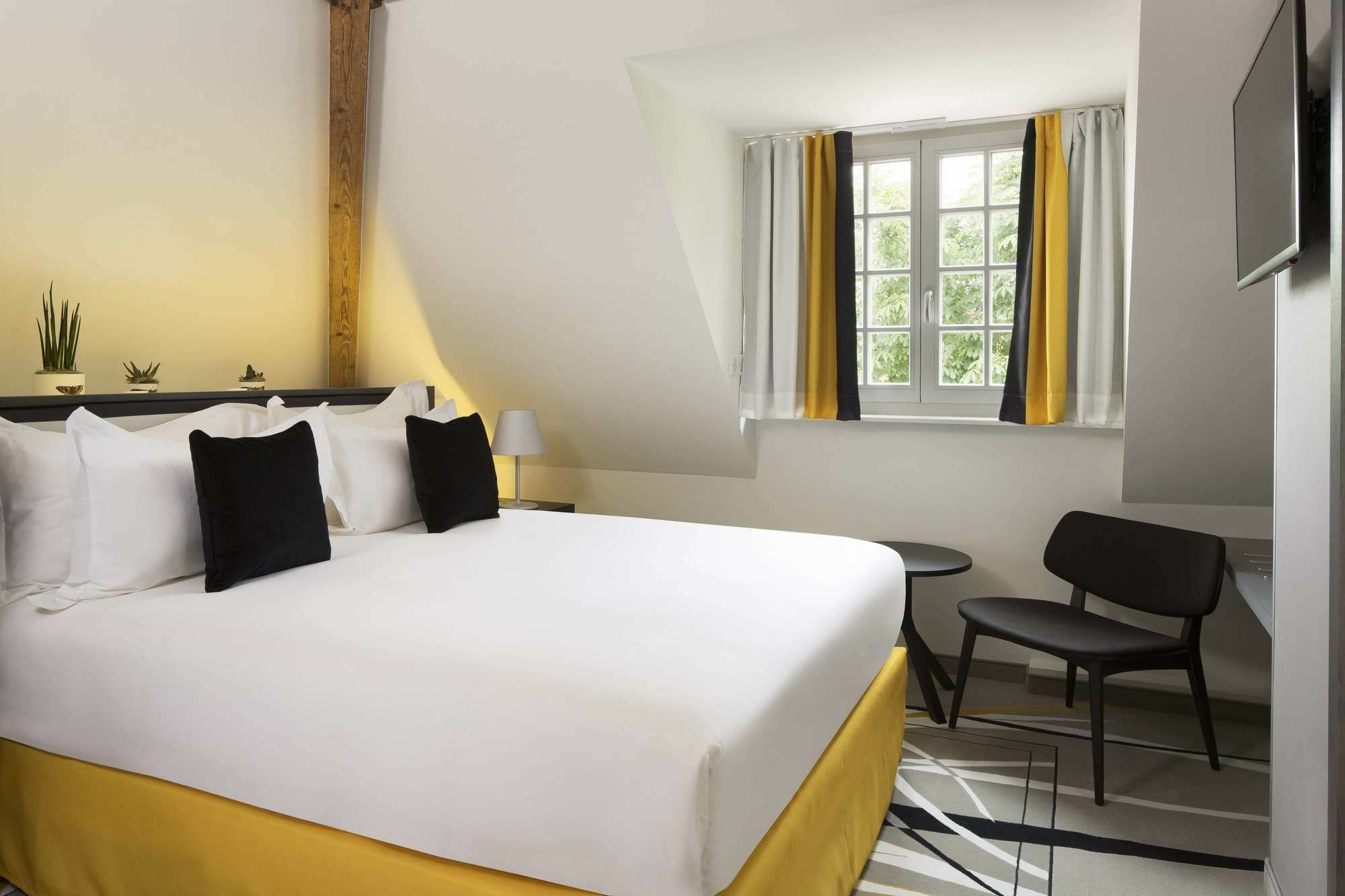 Boutique Hotel Des XV Страсбург Экстерьер фото